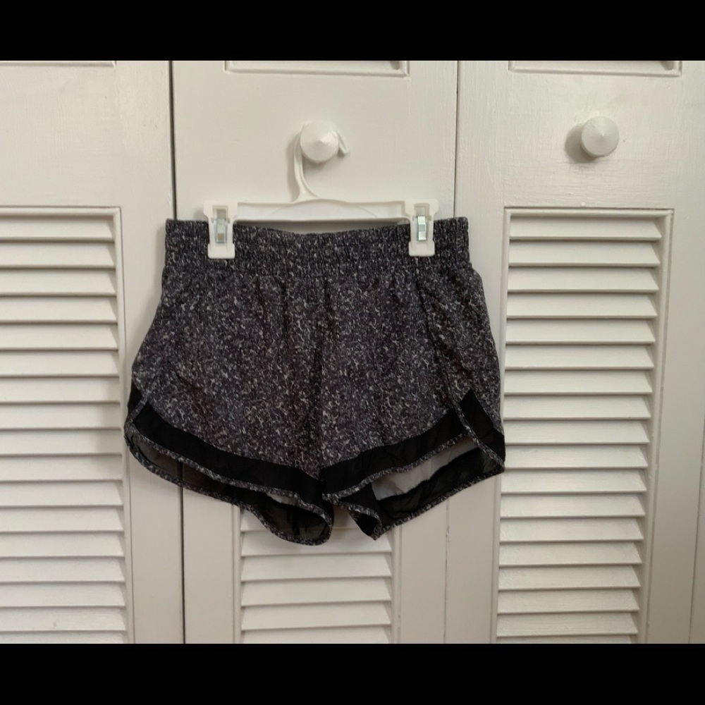 Athleta mesh racer run short 4”